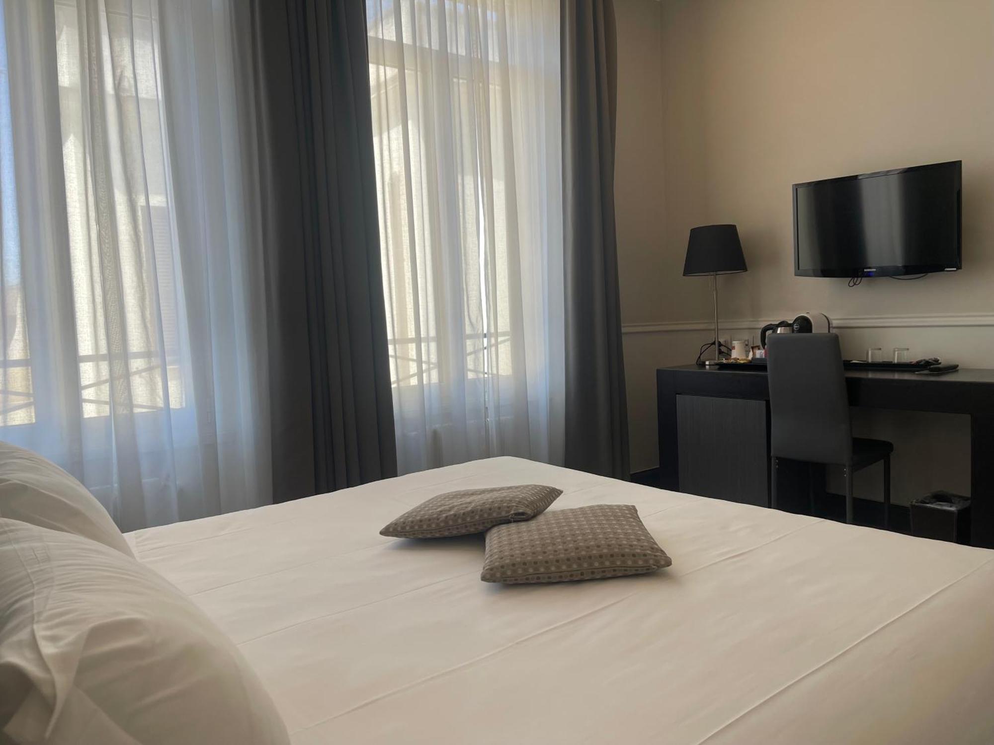 로마 나치오날레 51 그룹 B&B 외부 사진